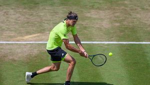 Zverev rozpoczął starania o kolejny domowy finał. Błyskawiczna inauguracja