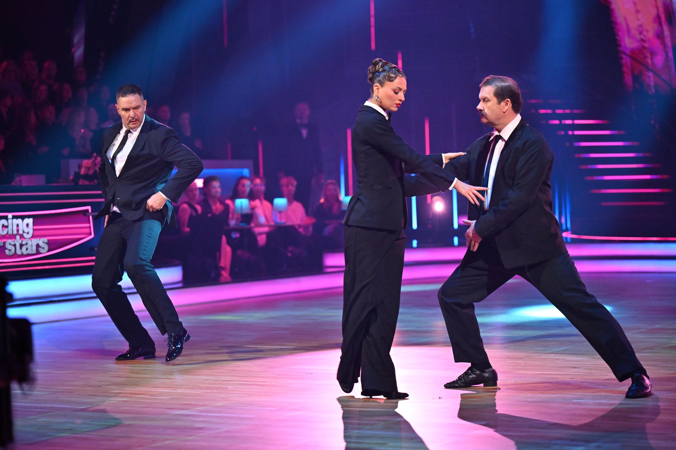 Tomasz Karolak, Izabela Skierska i Robert Wabich