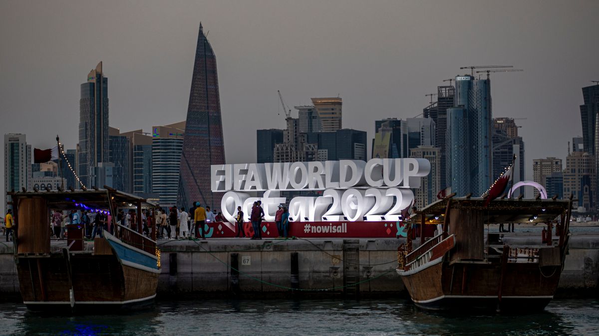 Zdjęcie okładkowe artykułu: PAP/EPA / Na zdjęciu: Doha przed startem MŚ w piłce nożnej