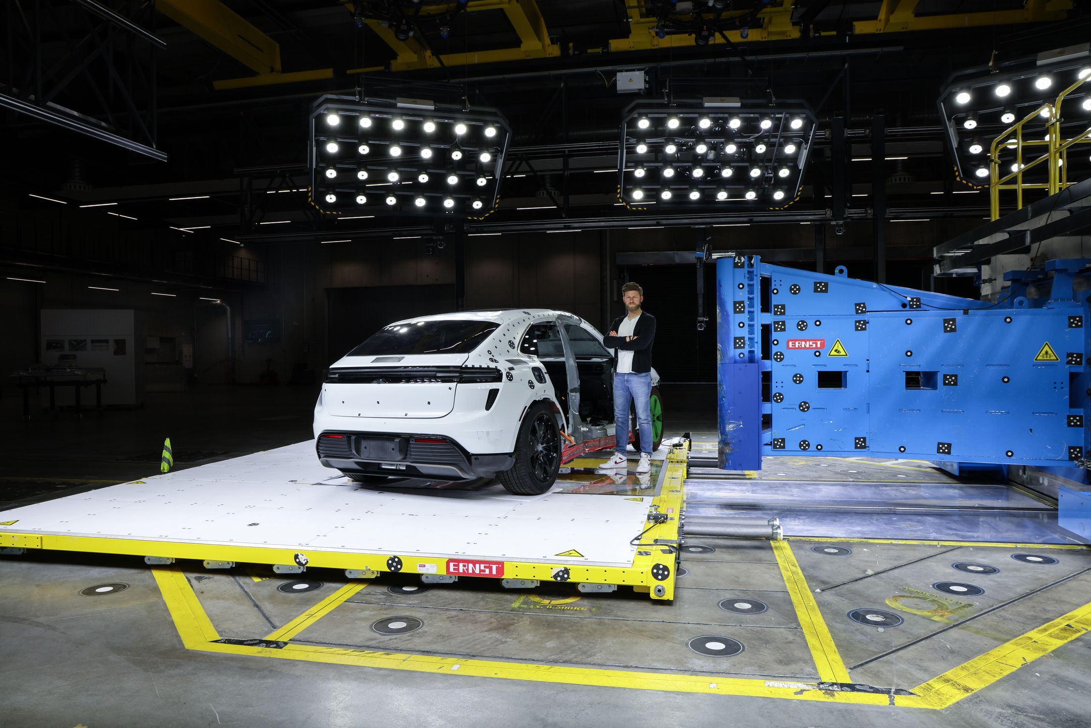 Autor i rozbite Porsche Macan