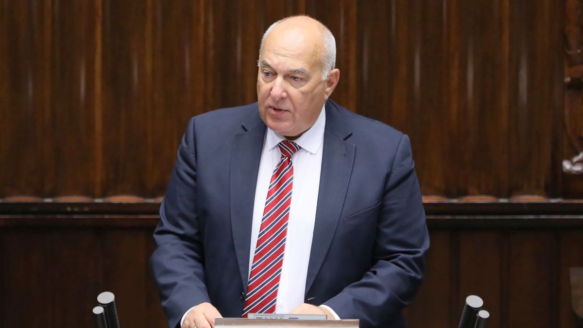 Minister finansów Tadeusz Kościński podał się do dymisji 