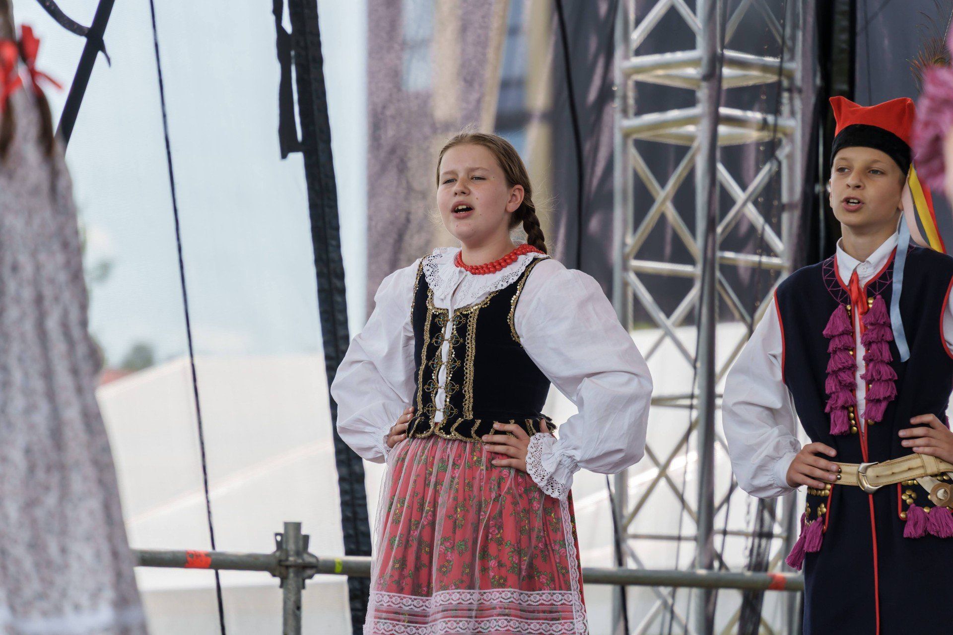24.07.2025 Święto Dzieci Gór, Nowy Sącz, festiwal. Grupy krakowskie i mołdawskie 

fot. Damian Radziak/ Gazeta Krakowska