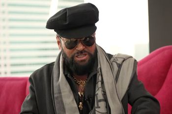 Krzysztof Rutkowski chce bronić kraju na wypadek wojny. "Pojechałbym na front". Internauci nie mają litości