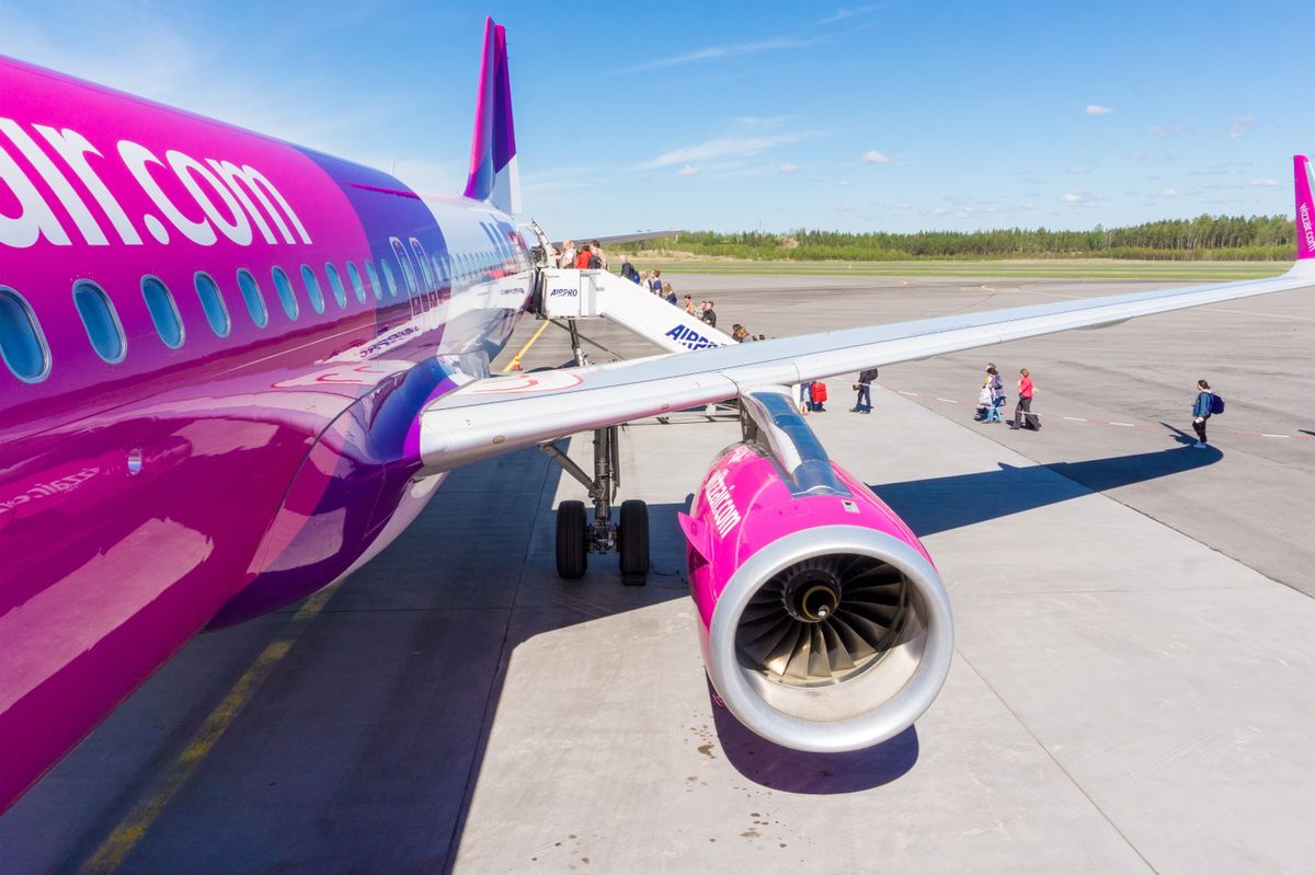 Zmiany w polityce Wizz Air. Od 29 października darmowy duży bagaż podręczny