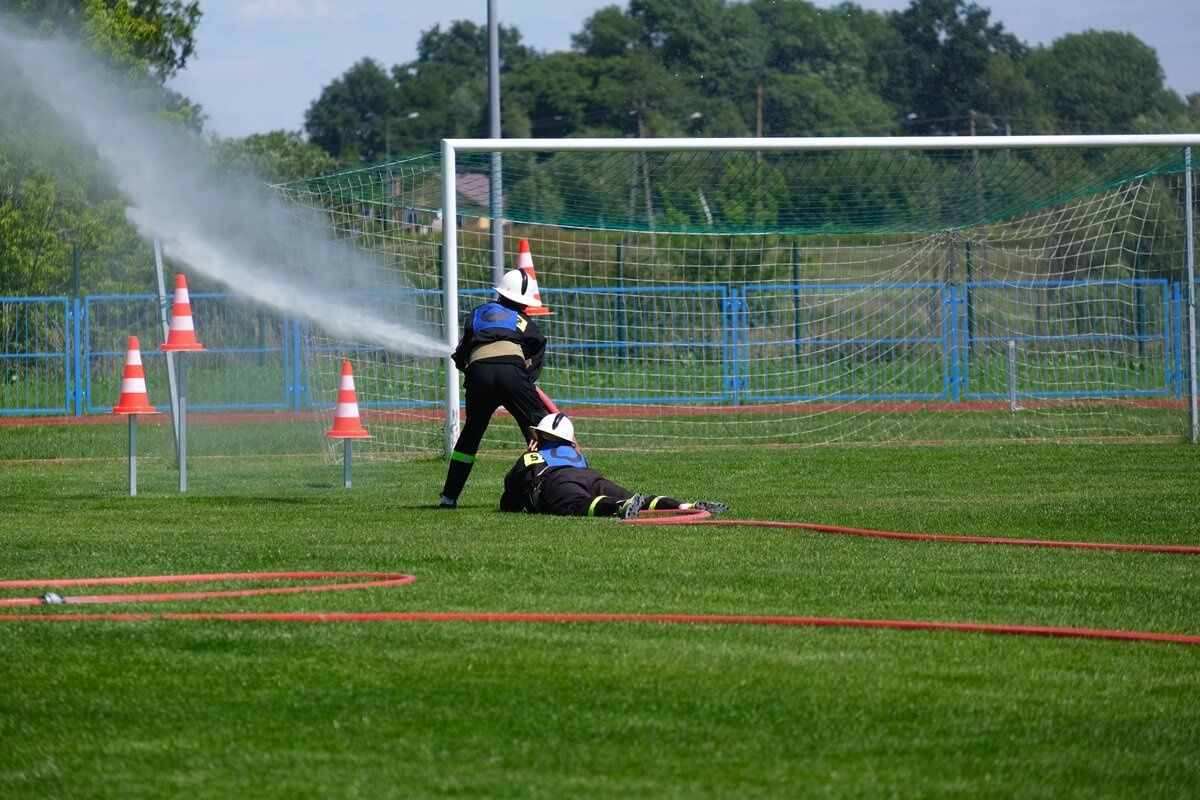 Gminne zawody sportowo-pożarnicze w Bełżycach 2024