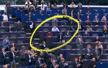 Wymowna reakcja Tarczyńskiego i Szydło na wsparcie dla Grenlandii