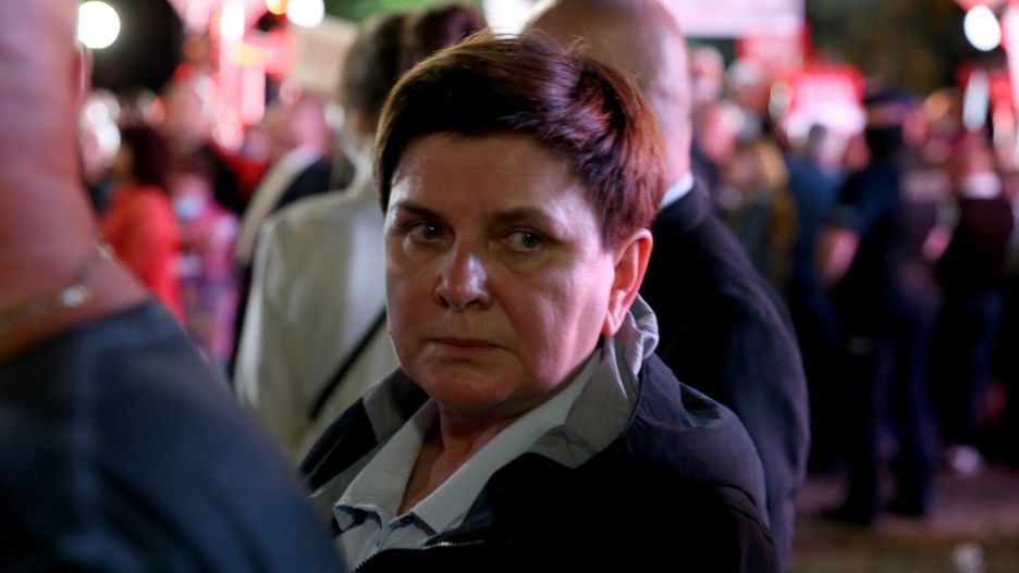 Była premier Beata Szydło z synem Tymoteuszem Szydło w parafii Buczkowice