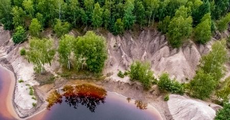 W krainie tęczowych jezior i romantycznych ogrodów. Odkryj Geopark Łuk Mużakowa