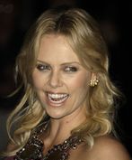 Charlize Theron Kobietą-Kotem?