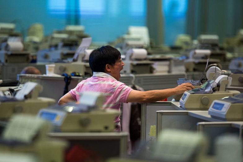 Trzęsienie ziemi na giełdzie w Chinach. Straty są już liczone w bilionach dolarów