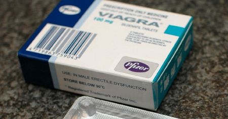 Producent Viagry nie kupi producenta Botoxu. Transakcja warta 160 mld dol. odwołana