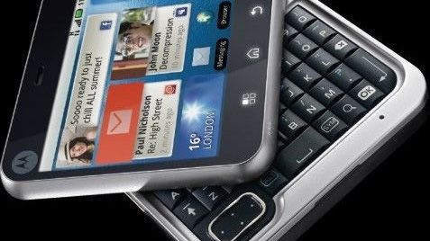 Motorola MB511 FlipOut w sklepach już za miesiąc 1