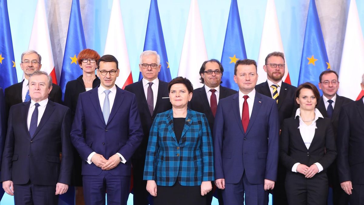 Elżbieta Rafalska jest rekordzistką pod względem oszczędności. W dwa lata dorzuciła do majątku 190 tys. zł