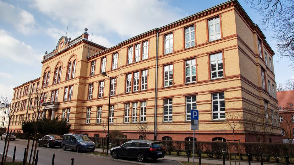 Gliwice. Nowa siedziba Państwowej Szkoły Muzycznej I i II stopnia im. Ludomira Różyckiego w Gliwicach.