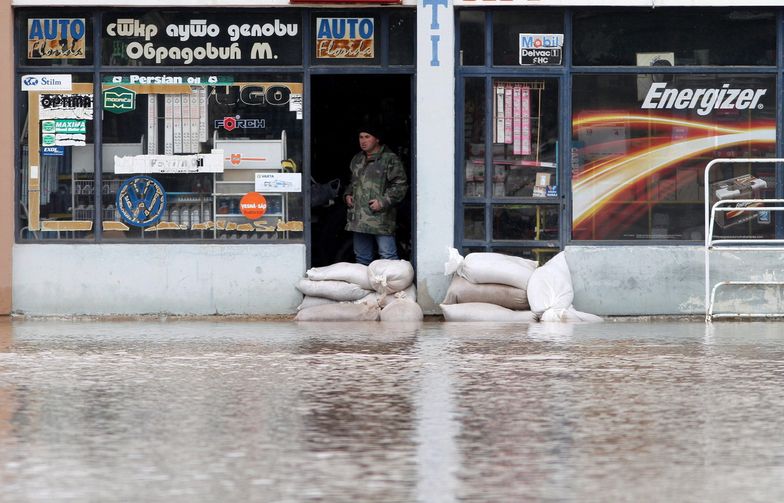 Ulewy i powodzie w Serbii i w Bośni. Ogłoszono stan klęski żywiołowej