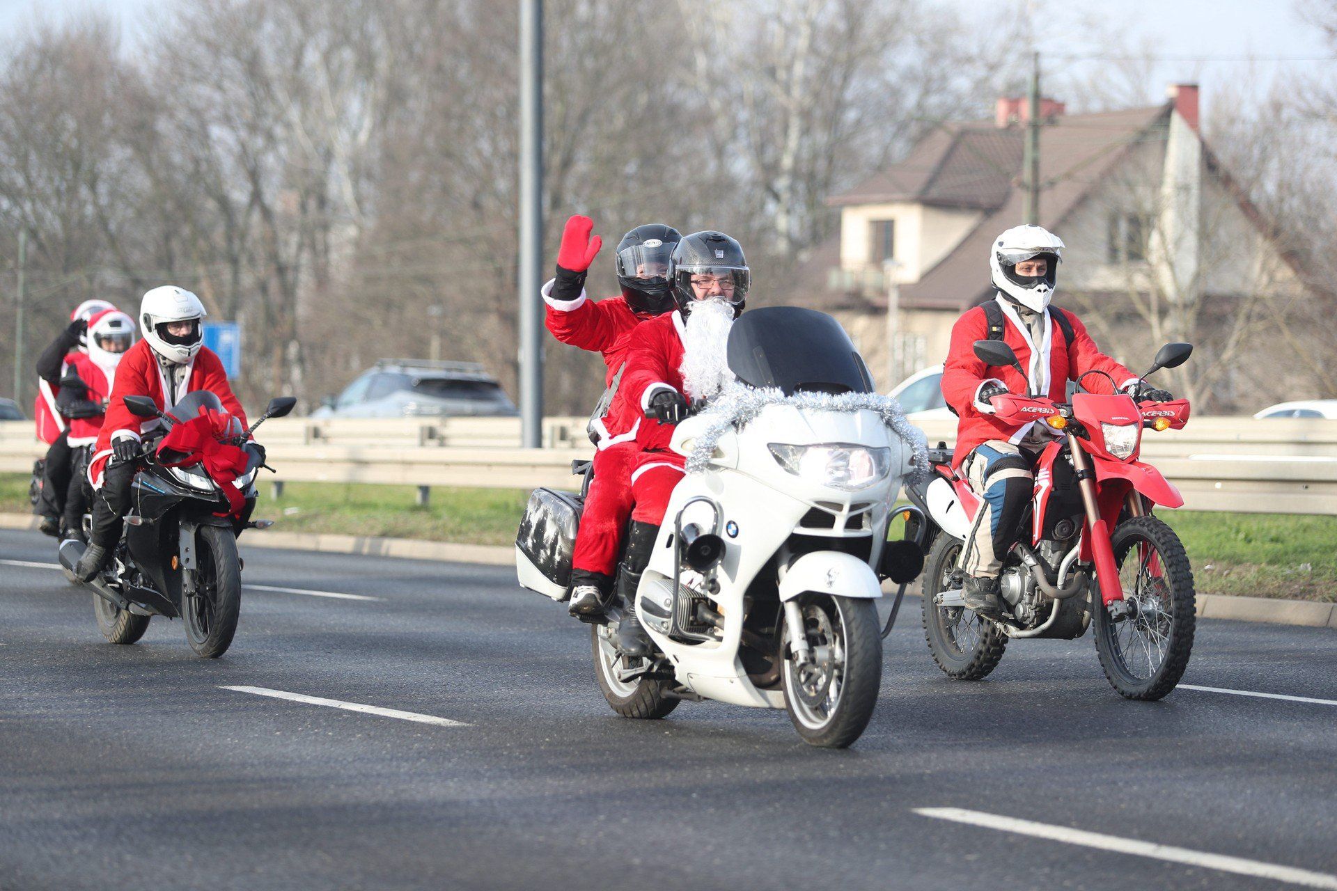 MotoMikołaje w Krakowie po raz 20. Wielka Parada dla szpitala w Prokocimiu