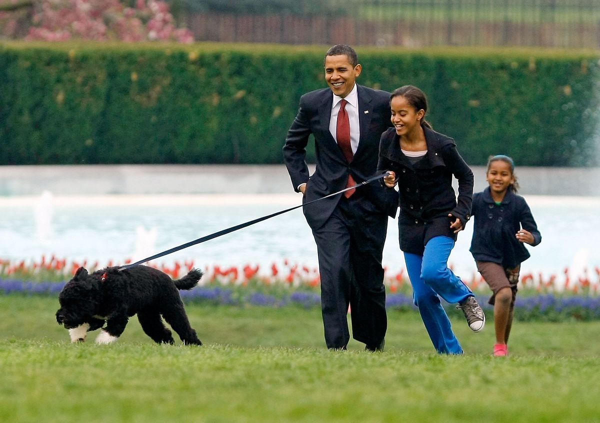 Barack Obama z córkami za czasów swojej prezydentury