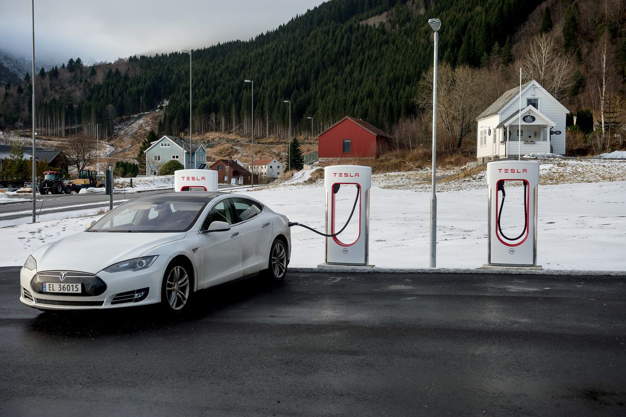 Norwegia wycofuje ulgi na auta elektryczne. Tak wpłynie to na ceny