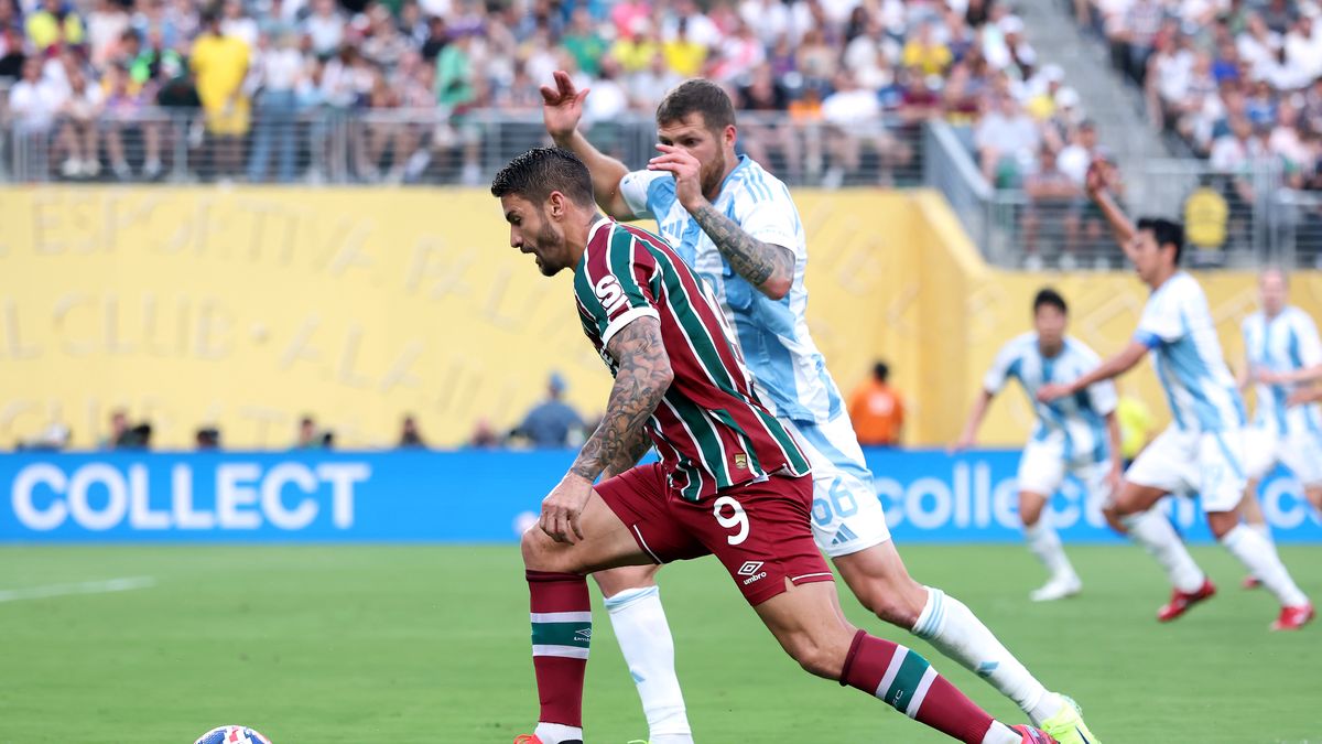 Getty Images / Elsa - FIFA / Na zdjęciu: Miłosz Trojak nie będzie miło wspominał meczu z Fluminense