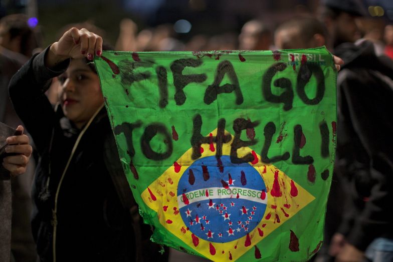 Protesty w Brazylii. Chcą pracy, nie stadionów