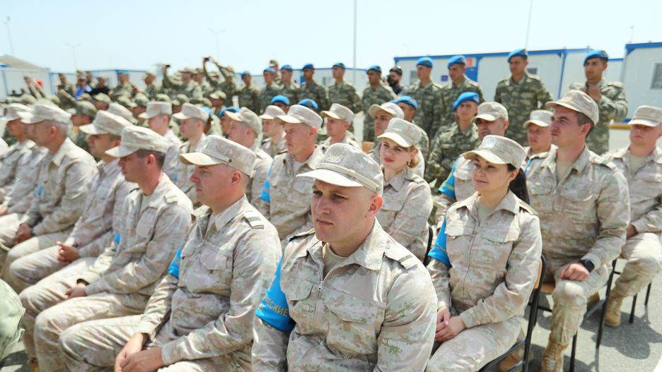 Ceremonia zakończenia rosyjskiej misji pokojowej w Górskim Karabachu