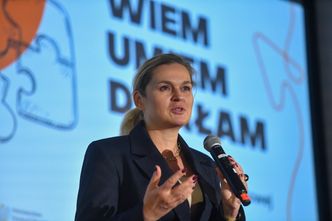 Dworek z willi plus na sprzedaż. Nowacka zawiadamia prokuraturę