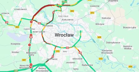 Karambol na obwodnicy Wrocławia. Zderzyło się osiem aut