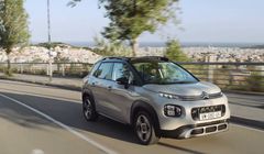 Ojciec wspiera pasje córki w reklamie Citroëna C3