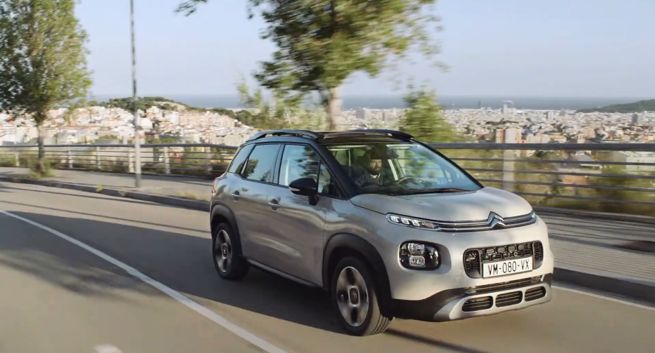 Ojciec wspiera pasje córki w reklamie Citroëna C3