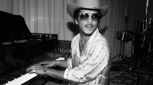 Bruno Mars miał dziesięć lat. Oddał trzydzieści minut [RECENZJA]