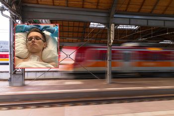 Wola Bierwiecka. 17-latek wpadł pod pociąg. Konduktor przyznał się do winy