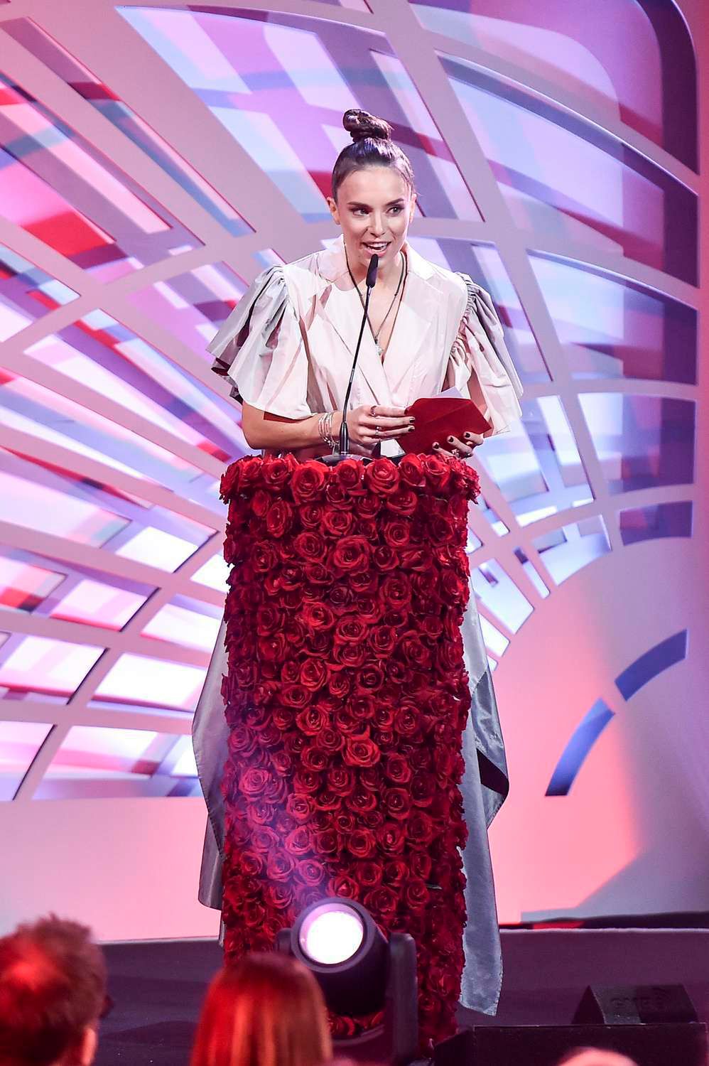 Anna Czartoryska-Niemczycka wręczyła nagrodę na Różach Gali w kategorii muzyka