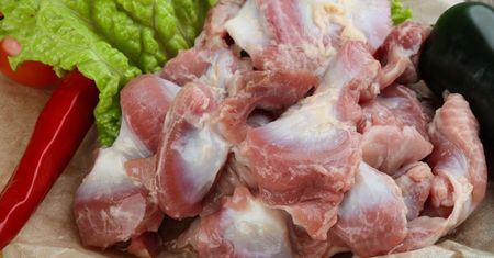 W czasach PRL wszyscy zjadali je ze smakiem. Dziś wielu krzywi się na samą myśl