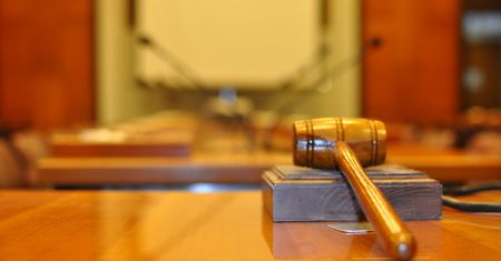 Zatarcie skazania. Wyrok skazujący i status osoby niekaranej