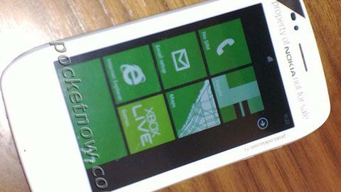 Nokia Sabre na pierwszych zdjęciach. Tak ładna jak 800? [aktualizacja] 1