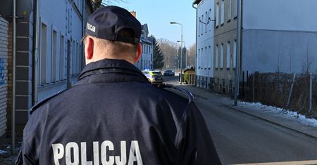 Zabójstwo pod Ciechanowem. Zwłoki kobiety odkryte w śniegu