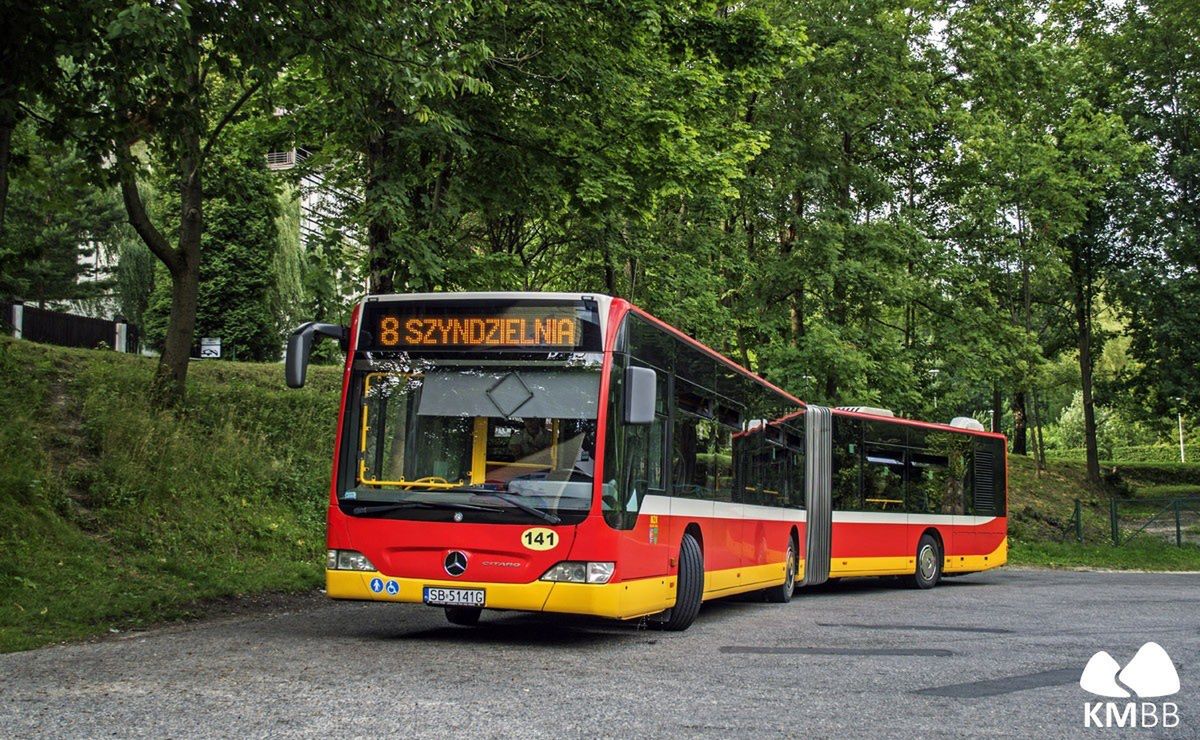 Duży problem w Bielsku-Białej. Turyści blokują drogę (MZK Bielsko-Biała)