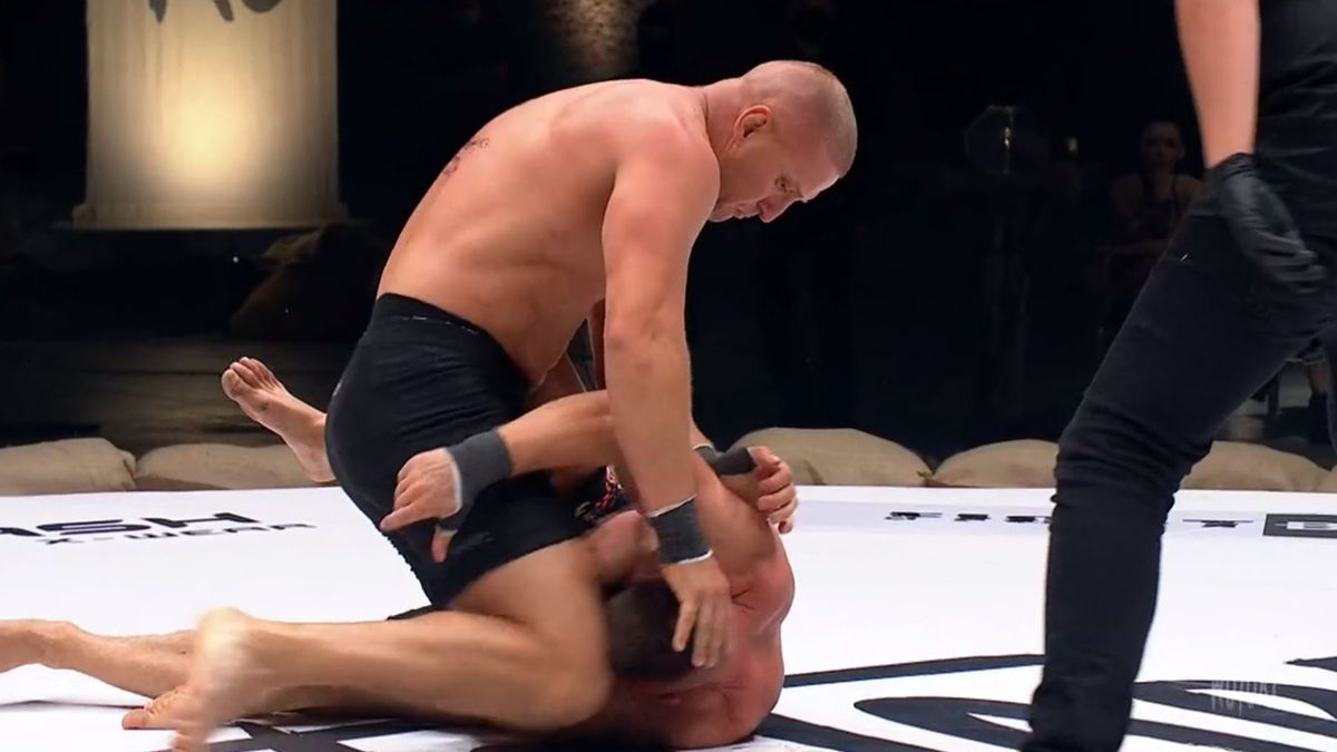 Materiały prasowe / WOTORE / Na zdjęciu: Maciej Stulin vs Piotr Więcławski