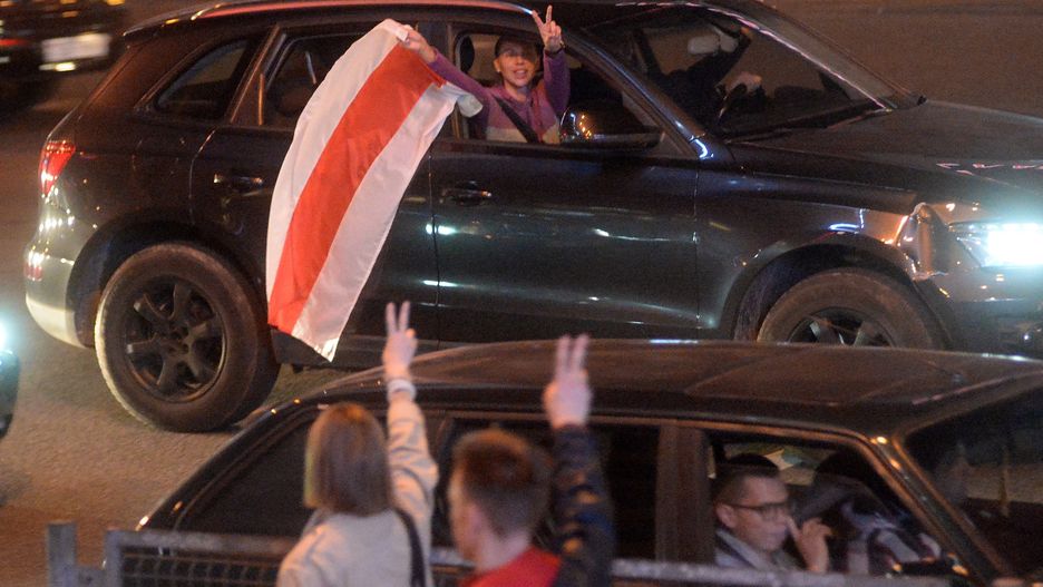 Białoruś. Protesty w Mińsku. Brawurowa akcja kierowcy