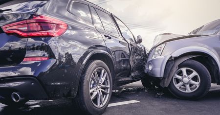 Katowice: Tragiczny dzień na drogach. W dwóch wypadkach zginęły dwie osoby. Ważne drogi są nieprzejezdne