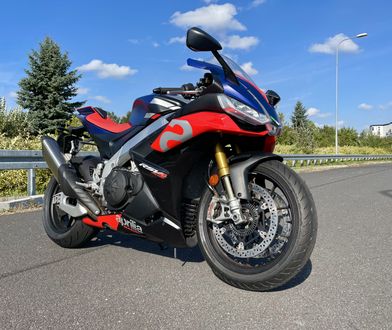 Test: Aprilia RSV4 Factory – królowa mocy