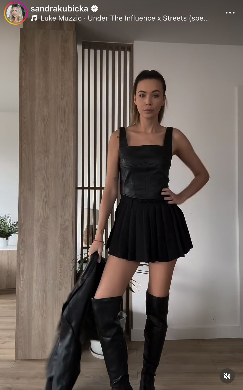 Sandra Kubicka w total black look.