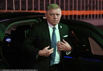 Premier Słowacji chce polecieć do Rosji. Jest prośba do Polski