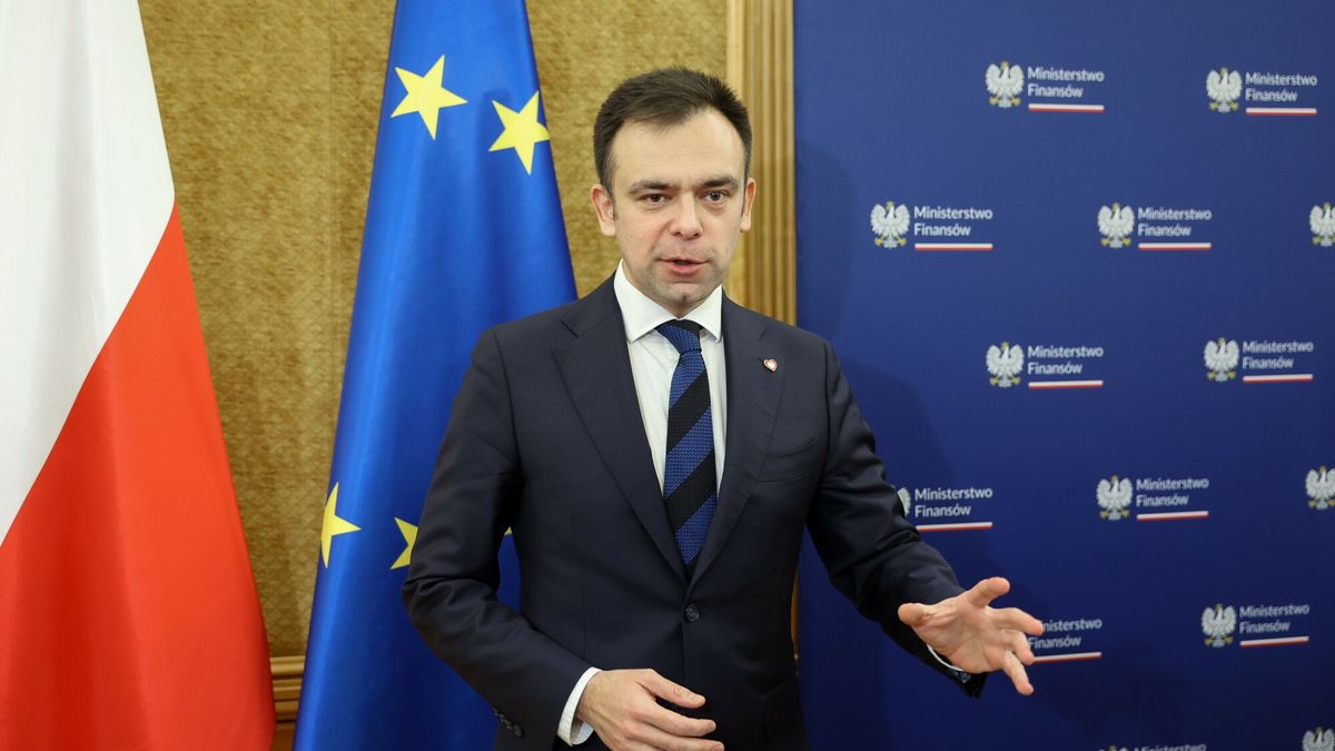 Powitania nowych ministr�w w resortach
13.12.2023 Warszawa Powitanie nowego ministra finansow Andrzeja Domanskiego fot. Jacek Dominski/REPORTER
N/z: Andrzej Domanski
Jacek Dominski/REPORTER