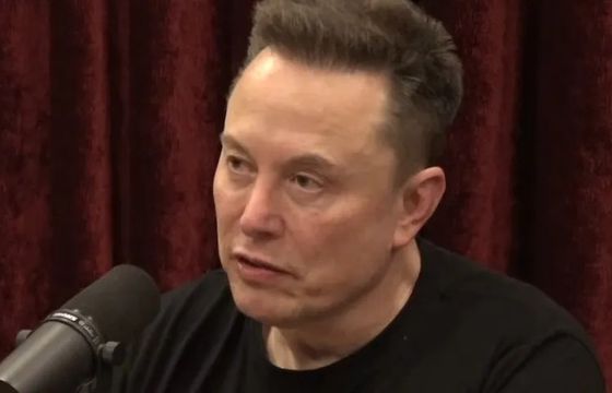 Paramount szuka kapitału w związku z nabyciem właściciela TVN. Elon Musk dołączy do fuzji?