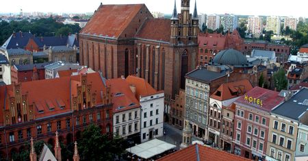 Pogoda w Toruniu. Prognoza na poniedziałek 5 stycznia. Mróz, duże zachmurzenie, mgły rano i wieczorem