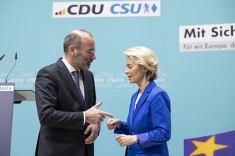 UE nie mogła negocjować twardziej. "Jest zależna od USA"