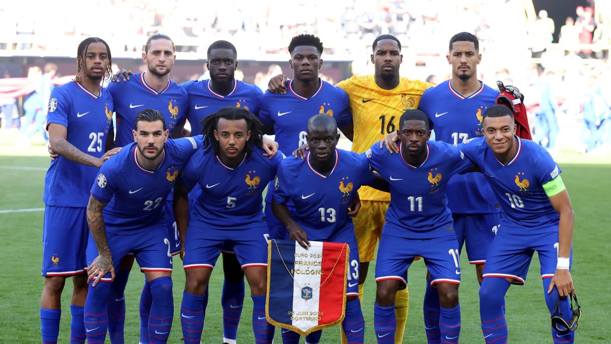 Zdjęcie okładkowe artykułu: PAP/EPA / FRIEDEMANN VOGEL / Na zdjęciu: piłkarze reprezentacji Francji