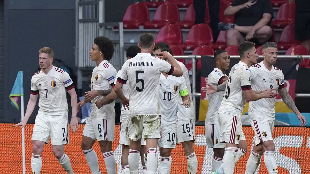 PAP/EPA / Martin Meissner / POOL / Na zdjęciu: Reprezentacja Belgii