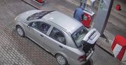 Tankuje i odjeżdża bez płacenia. Właściciele stacji paliw szukają złodzieja